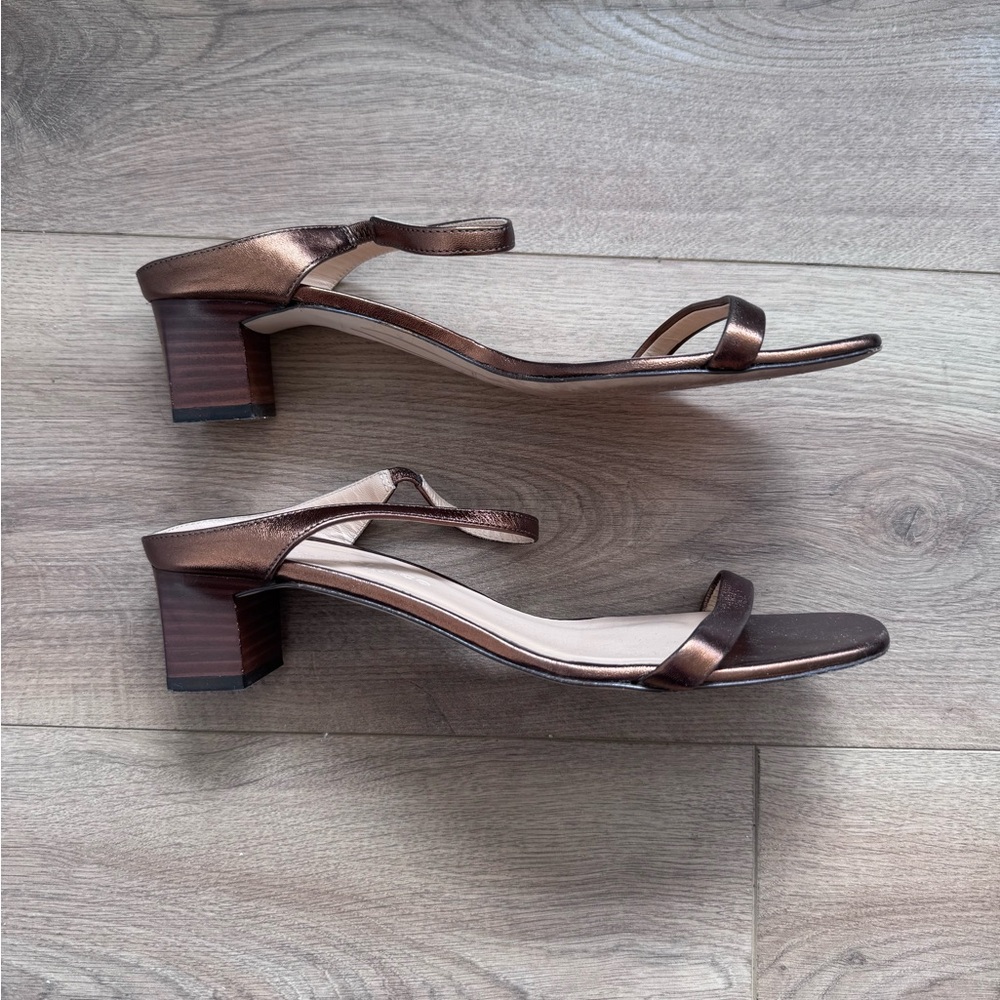 Club Monaco Elegant Brown Bronze Sandals - Picture 2 of 9